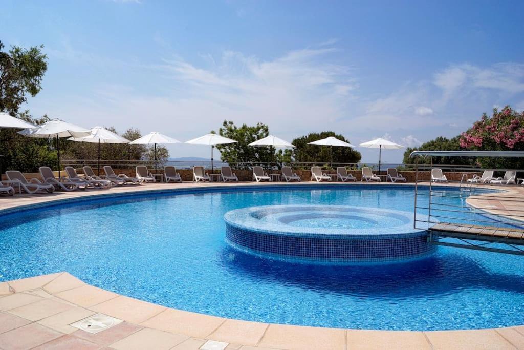 F2 Vue Mer Dans Residence Avec Piscine อฌักซิโอ้ ภายนอก รูปภาพ